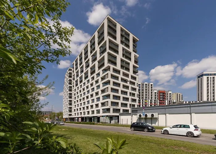 City Centre & Modern Quiet Apartment With Parking By Renters Prestige