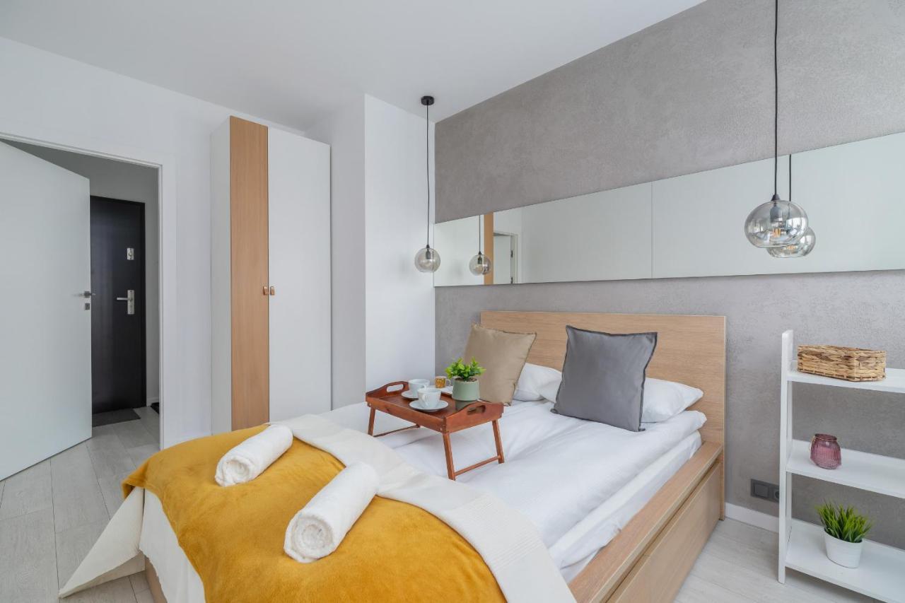 Centre & Modern Quiet With Parking By Renters Prestige Apartment Krakow